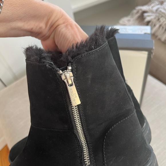 J slide- black winter booties - Picture 4 of 10